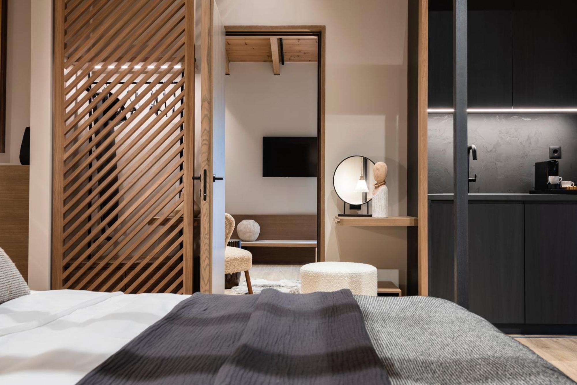 Revi Mountain Resort Boutique Hotel Καλάβρυτα Δωμάτιο φωτογραφία